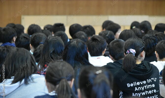 1000_F_240972687_WZlNmvlq63QzTfDB7EHgYRDIxeNk7lYU